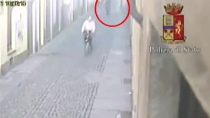 Torino - Le immagini del presunto autore dell'aggressione a Musy (30.01.13)