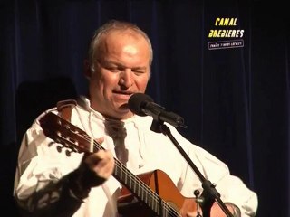 Bruno simon et sa guitare à Brebières