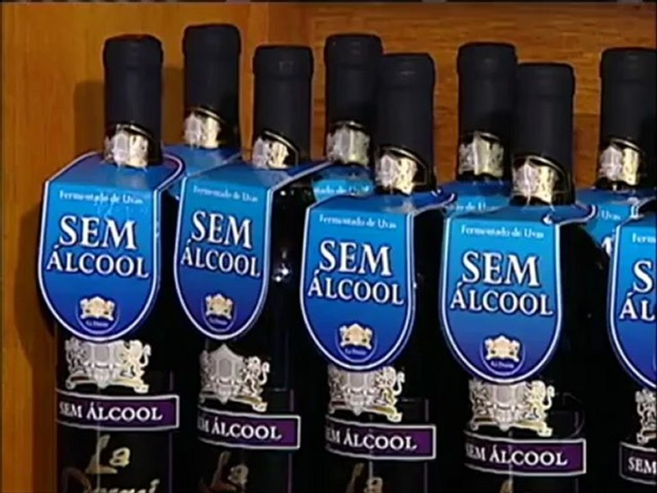 Padres após tomar vinho na missa pode ser punidos pela Lei Seca