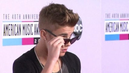 Justin Bieber strips down with his new hit record