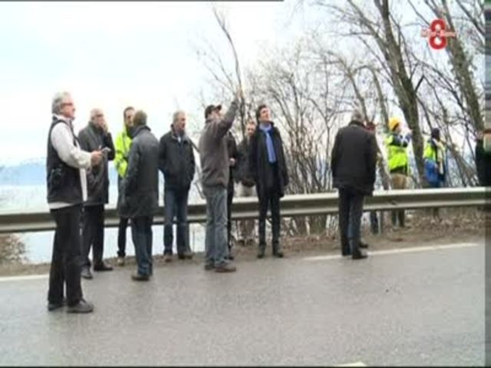 La route départementale 1005 fermée (Haute-Savoie)