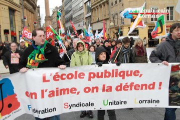 Première grève des fonctionnaires pour le gouvernement Ayrault