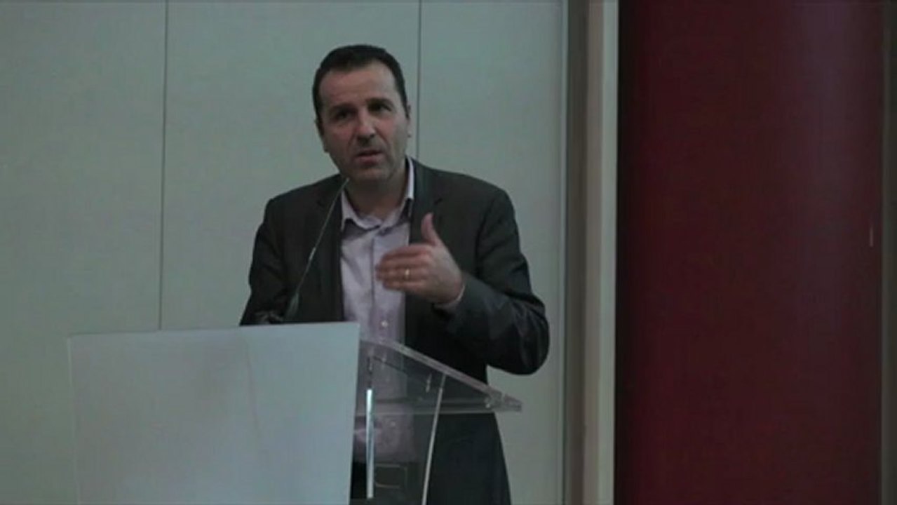 Samuel Thomas conclut la table-ronde Education