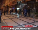 Lodos çatıları uçurdu