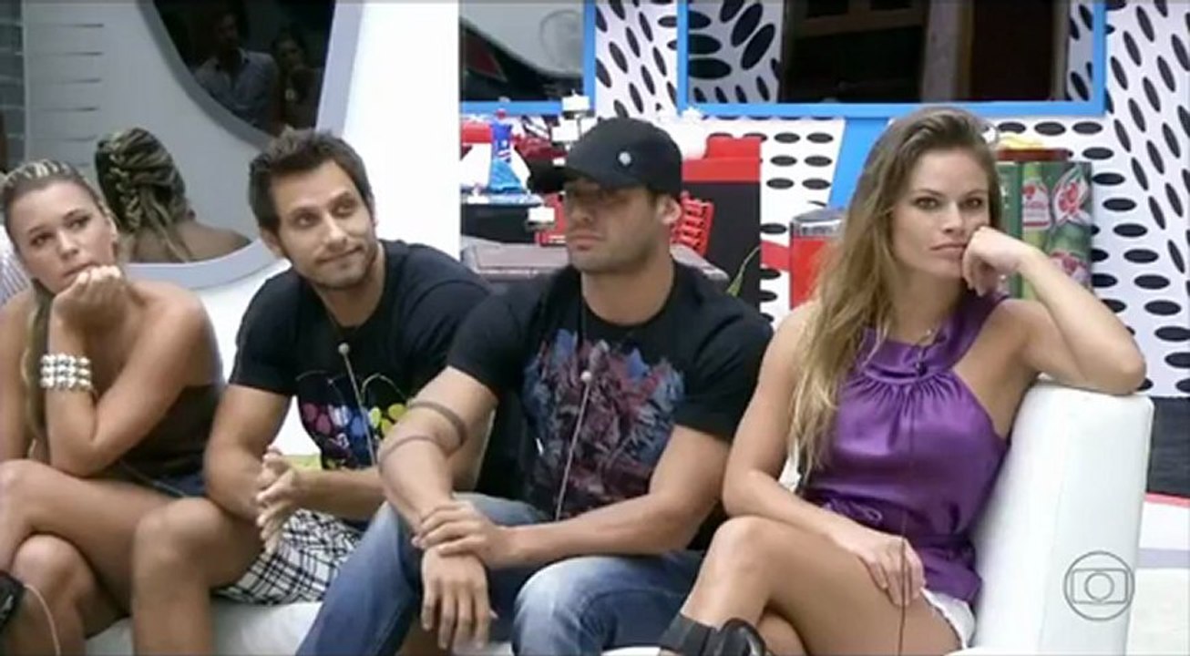 Bial falando pro Eli que pelo menos duas ou três estão querendo ficar com ele 29/01