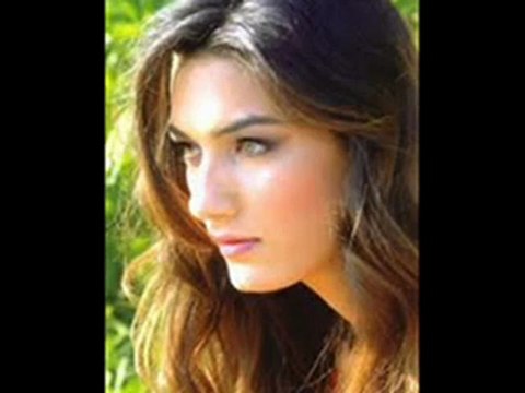 ZEKAİ TUNCA - BUNCA GÜZEL İÇİNDE BİRİSİ VARKİ