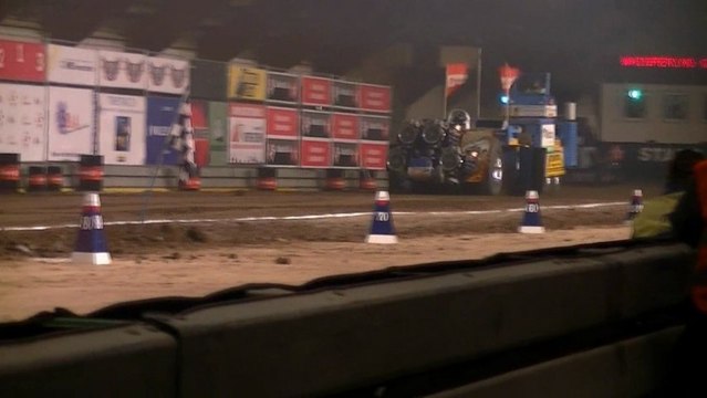 Pagani productions@indoor tractor pulling zwolle 2013 19-1-2013 part 3c