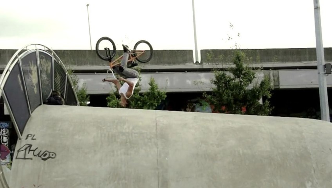 Bmx in slow motion