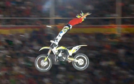 Best of Craziest FMX Tricks 2012 - The most amazing Tricks, Contests & Riders