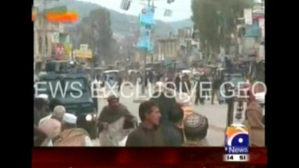 Pakistan blast kills at least 19