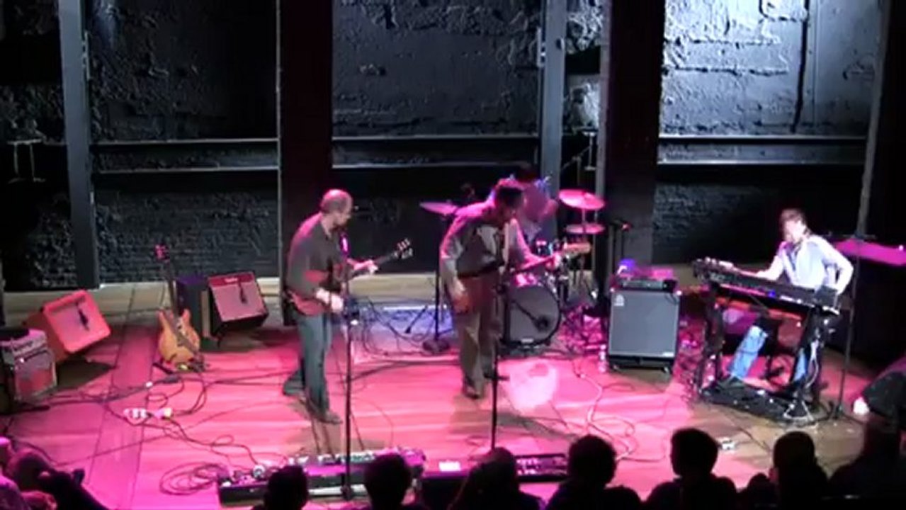 Freddie King - Pack It Up (cover) - One Hand Free [Live]