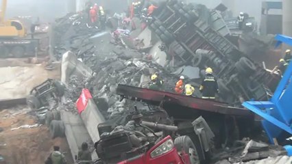 Chine: un camion de pétards explose, fait s'effondrer un pont