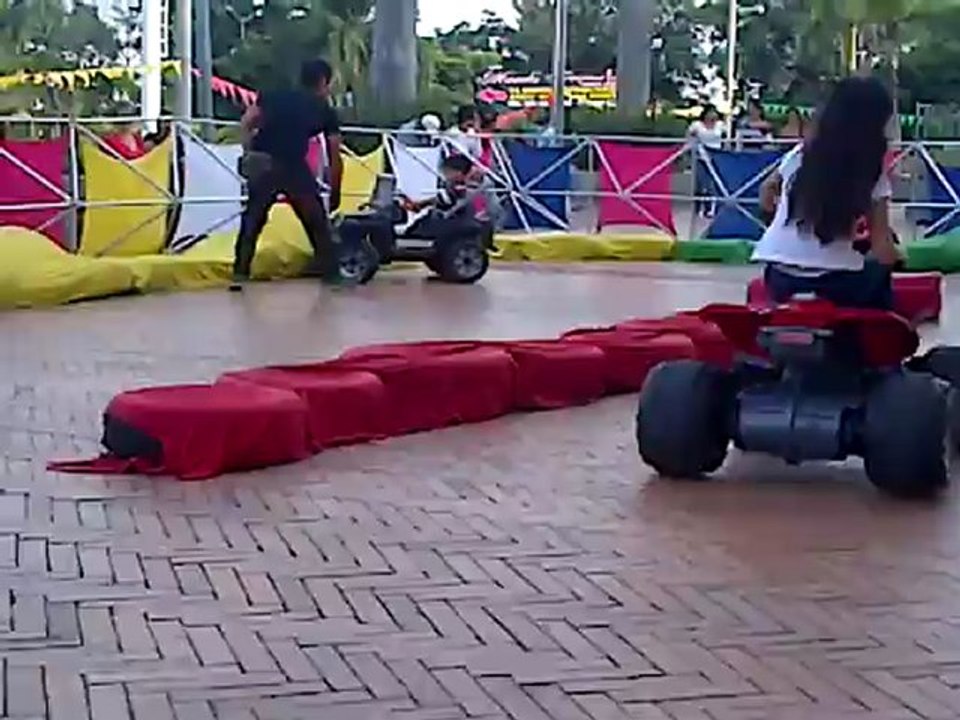 Alejito Conduciendo 1