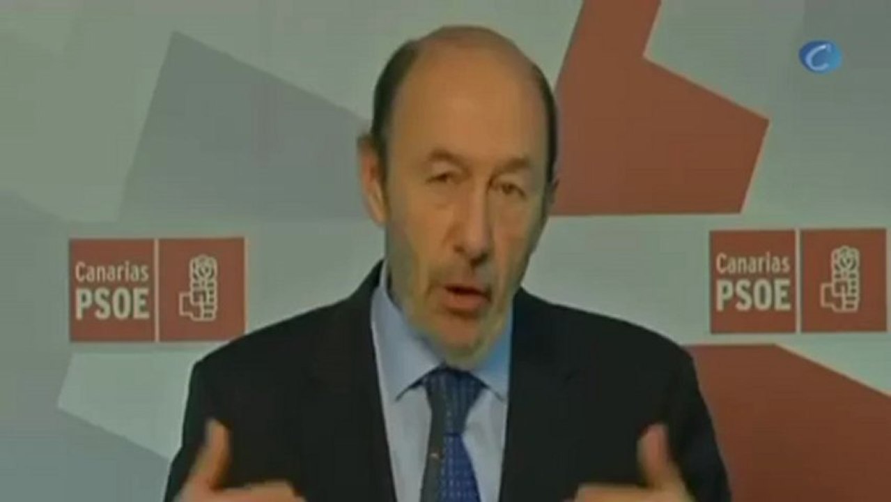 Rubalcaba exige a Rajoy que "salga" a dar explicaciones