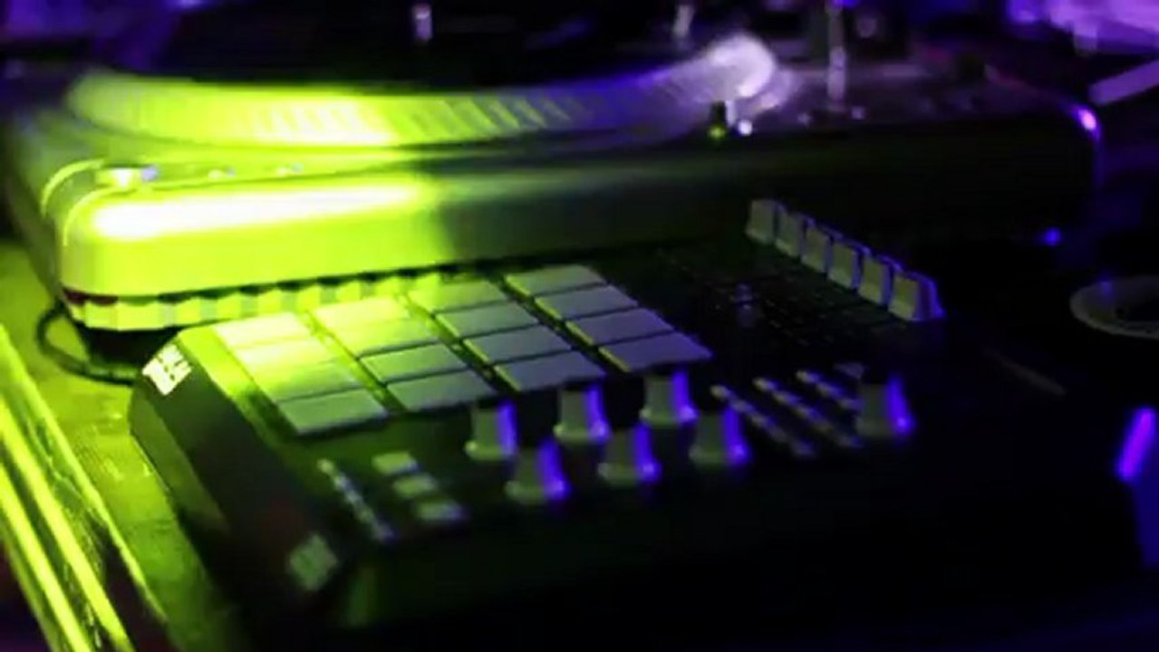 Scoffers - You (Live)