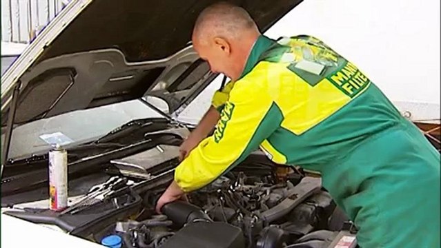 AUTO, 50% DEI POSTI DI LAVORO A RISCHIO