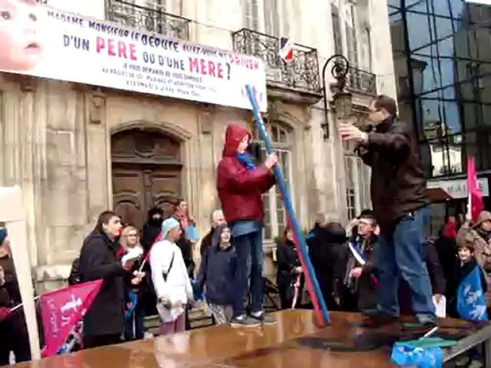 MOV01358
