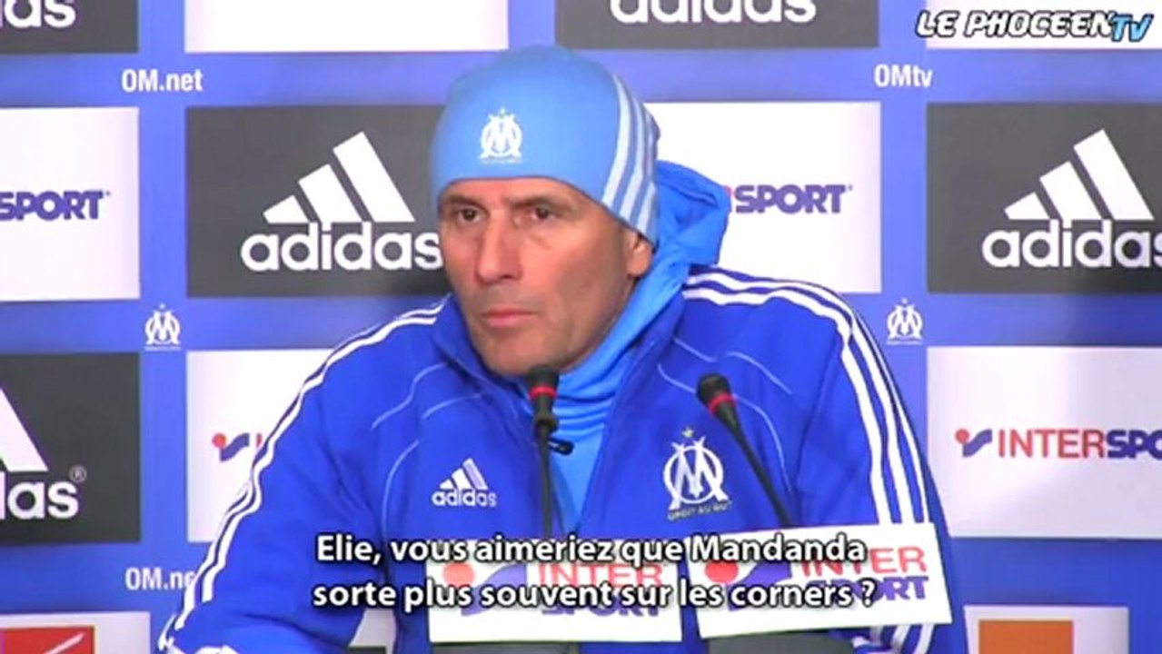 Baup sur Mandanda : "Ne pas sortir pour sortir"