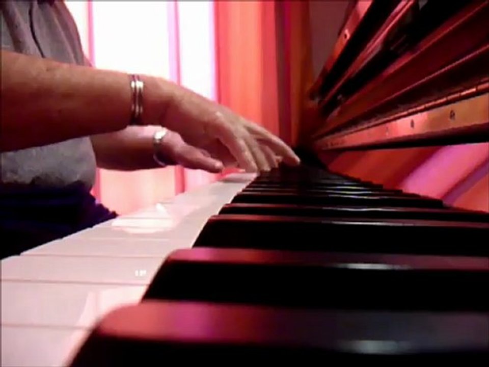 venus is still away!impro piano vladimir mitz