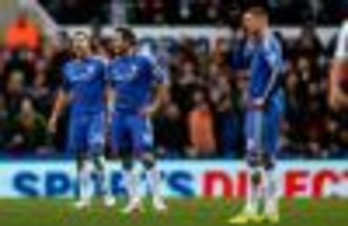 Walker: Chelsea aren't playing as a team