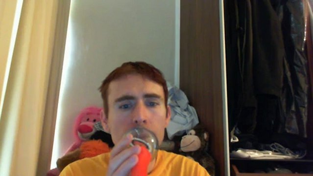 Wiwi égratigne je t'aime d'Yves Montand