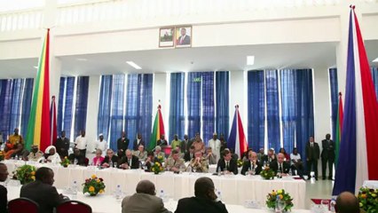 França vai ficar o tempo “necessário” no Mali