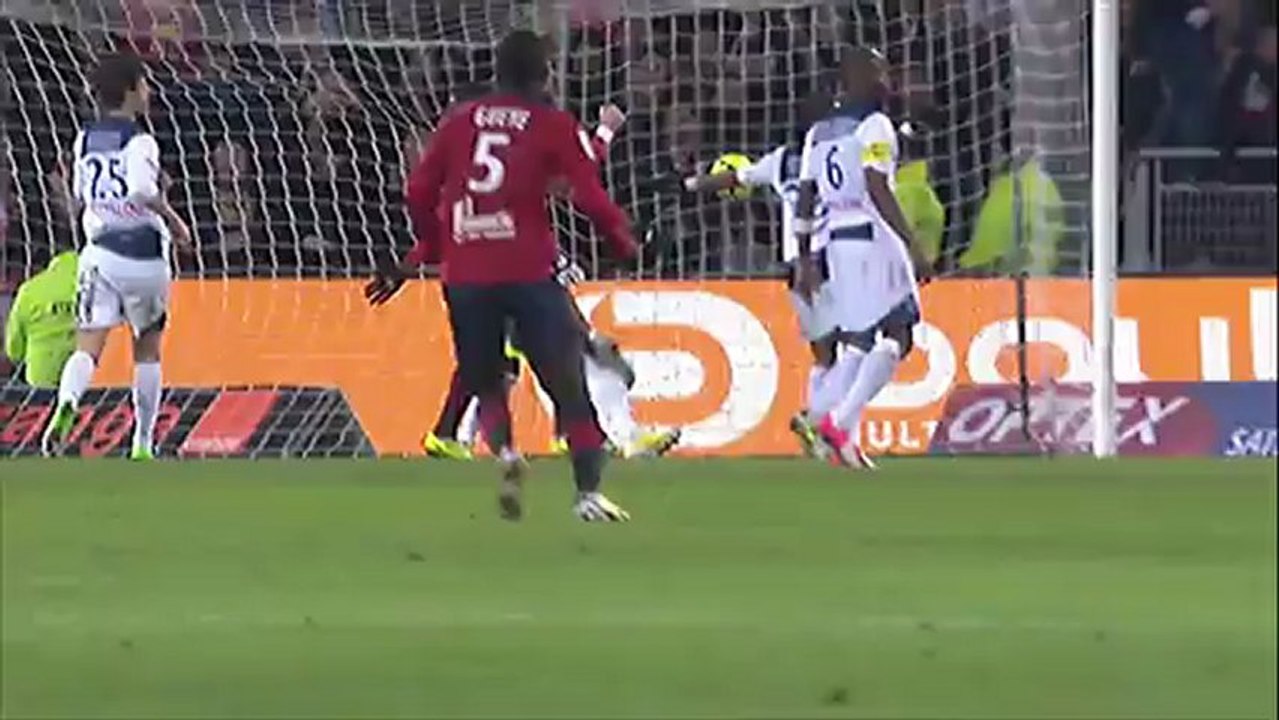 But Divock ORIGI (74ème) - LOSC Lille - ESTAC Troyes (1-1) - saison 2012/2013