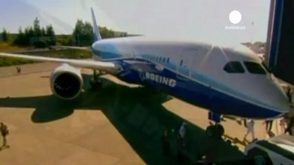 JAL relève ses prévisions de profit pour 2012-2013...