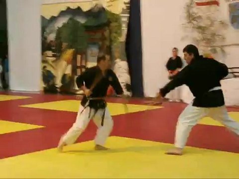 POL Karaté - Démo kobudo Gala des arts martiaux 2013