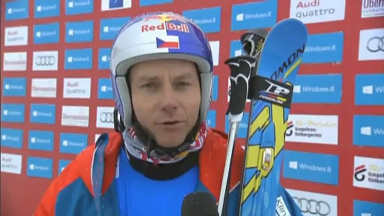 Freestyle Skiing: Kraus mit Start-Ziel-Sieg beim Skicross in Grasgehren