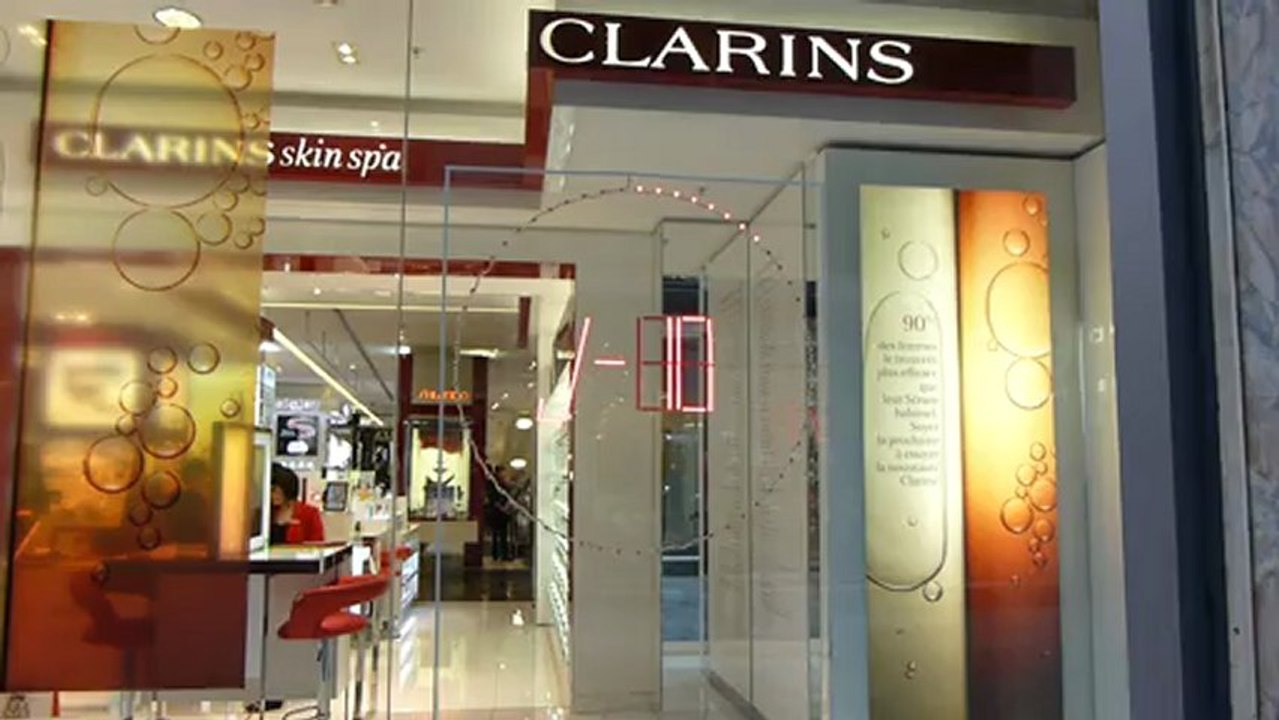 Clarins1 pendule Printemps 01/2013