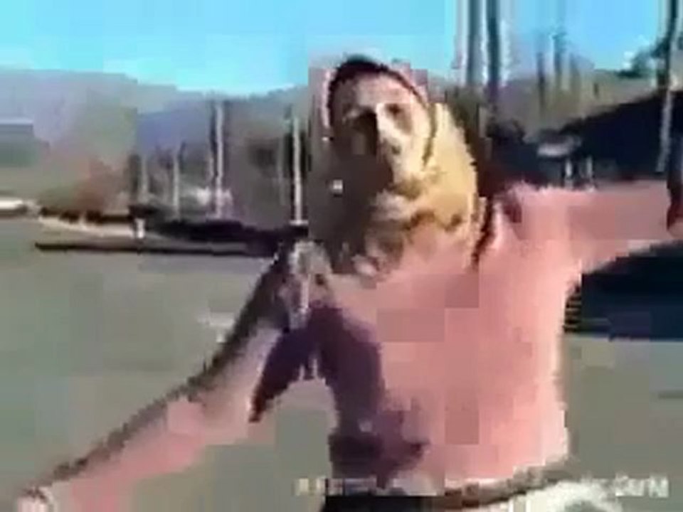 Apaçi teyze - Acayip koreografili dans