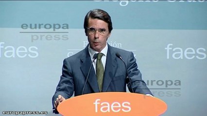 Aznar ve necesario que políticos sean honrados