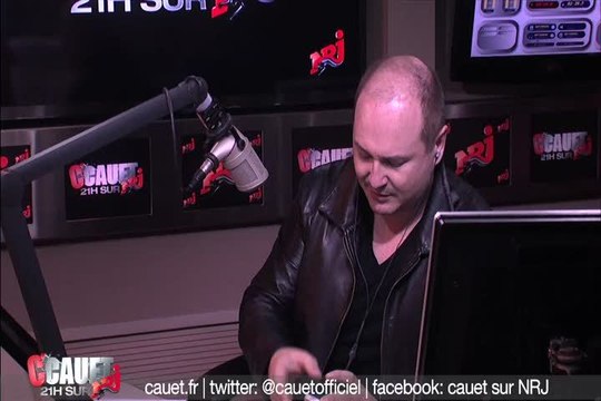 Un mec en flippe à cause de sa meuf, pète les plombs - C'Cauet sur NRJ