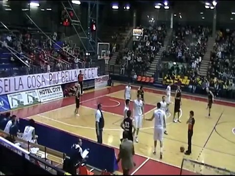Icaro Sport. Crabs Rimini-Acmar Ravenna 69-75, la partita