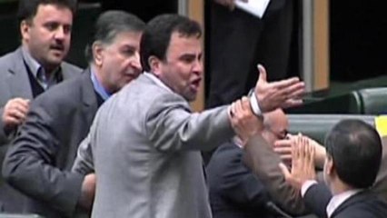 Alleged corruption causes stir in Iran