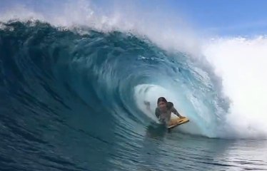 Bodyboard - Crystal blue waves !