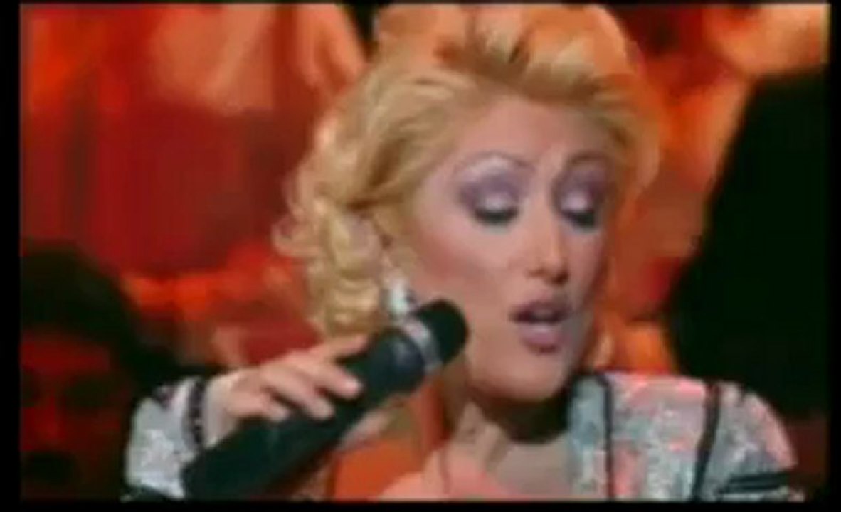 MUAZZEZ ERSOY At kadehi elinden RAKS