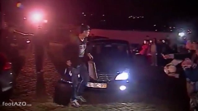 Cristiano Ronaldo reçu par des Messi, Messi au Portugal !