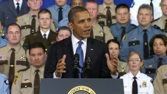 Obama takes gun control campaign to Minnesota