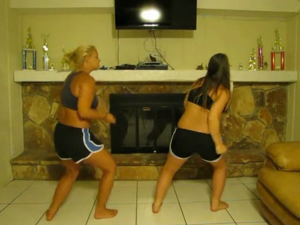 Bend N Get It - Pregnant