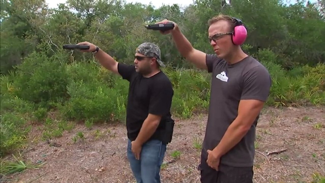 Comment tirer au pistolet comme un gangsta ?