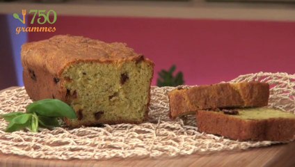 Recette de Cake au pesto et parmesan- 750 Grammes