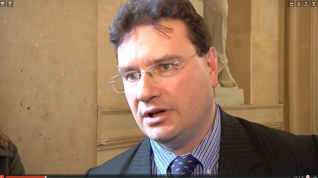 Twitter à l’Assemblée : Il faudra des règles