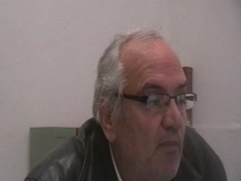 Φιλική απάντηση στον balux