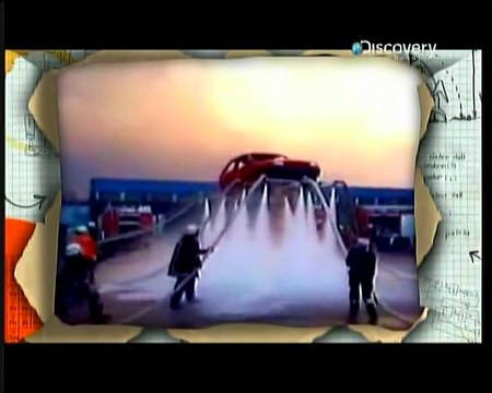 Опасно за живота: Сензационни домашни видеоклипове. Преглед на световните топ 20 интернет клипа с домашни каскади и експерименти