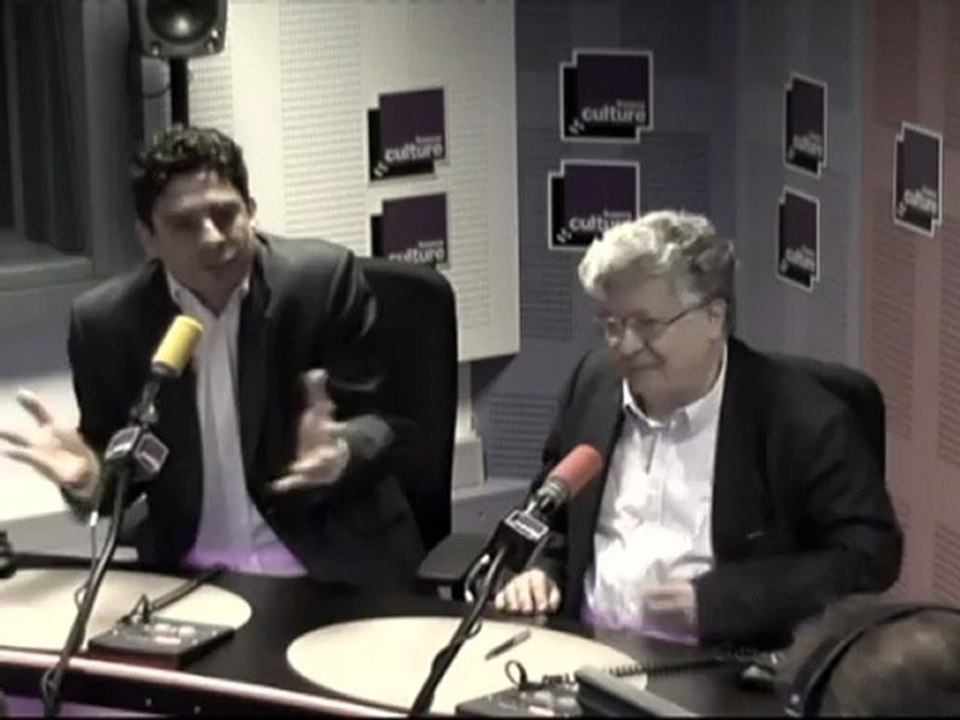 Les matins - Jusqu’où le droit pourra-t-il  empêcher les licenciements ?