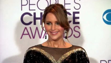 Jennifer Lawrence fait un grand plongeon pour la soirée des THR