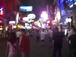 Mehran Muslimim Walking Street Night Time