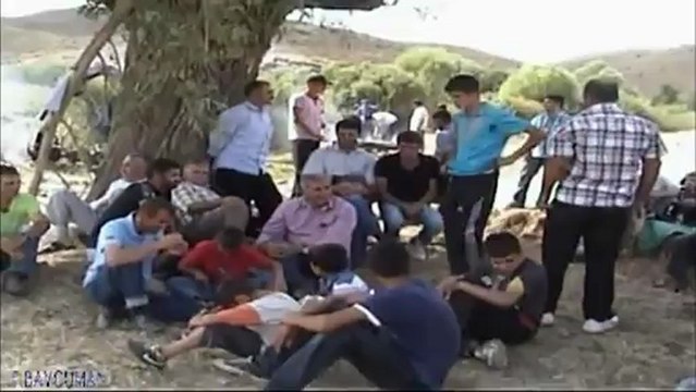 Güler Duman-Gurbet Elde Yad Ellerin